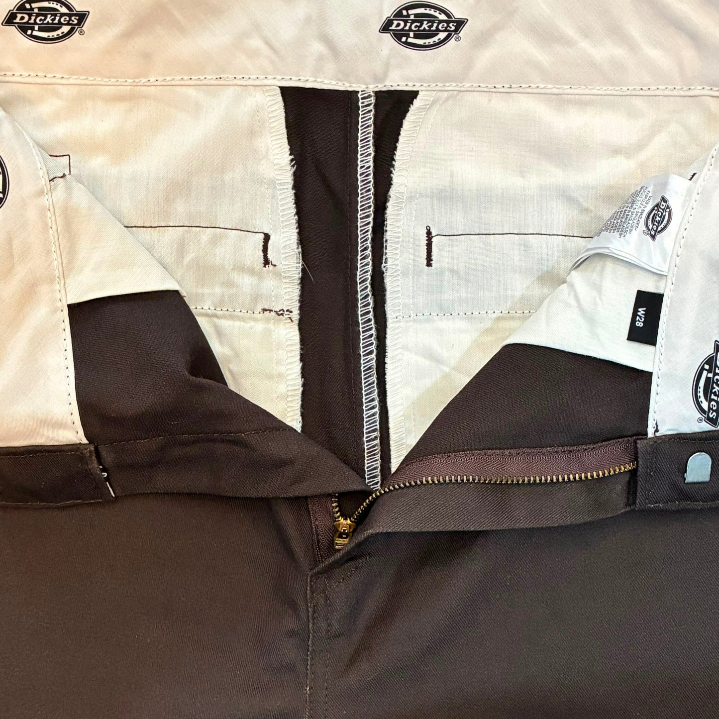 Pantalón Dickies vintage marrón chocolate talla 28 estilo workwear americano