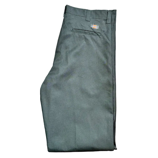 Pantalón Dickies 247 Original Fit negro extendido en plano sobre superficie de madera, estilo workwear clásico americano. Talla 34 usa 44 europa Good Luck Vintage . Las palmas de gran canarias - Envios entre iSLAS
