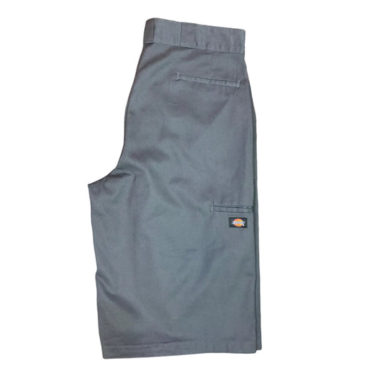 Pantalón Corto Dickies Loose Fit - Talla 36 USA / 46 Europa Las Palmas de Gran Canaria - Good Luck Vintage - Envíos desde Las Palmas  a Islas Canarias